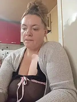 Chat XXX ao vivo de DiamondMia11