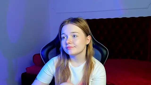 XXX chat uživo modela ElinaVale