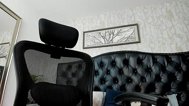 Chatroom XXX en direct de Lander_Cruz