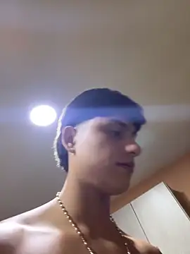 Lander_Cruz 现场XXX聊天