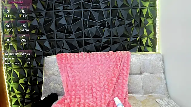 SusyVelvet's Live XXX Chat
