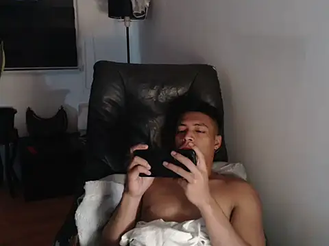 Asian_gregor Pertunjukan Webcam
