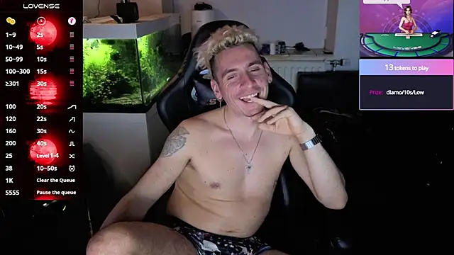 Rayzel_White's Live XXX Chat
