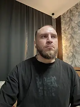 HermanFire live XXX chat