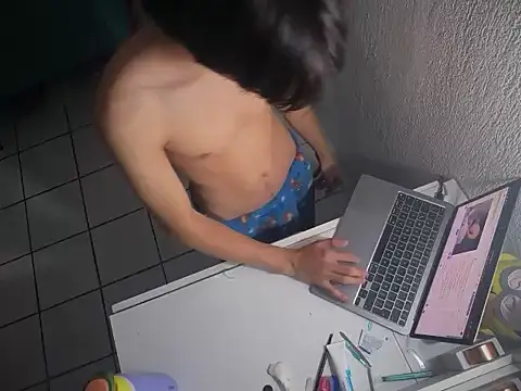 Chat XXX ao vivo de Alesexito
