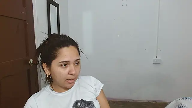 Thalian Chat XXX in diretta