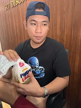 Chat XXX Live Titanryu
