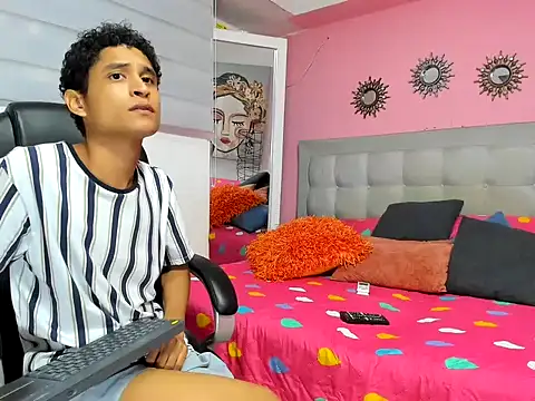 Xavier-Fox Webcam show