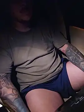 แชท XXX สดของ MrBiggBallz