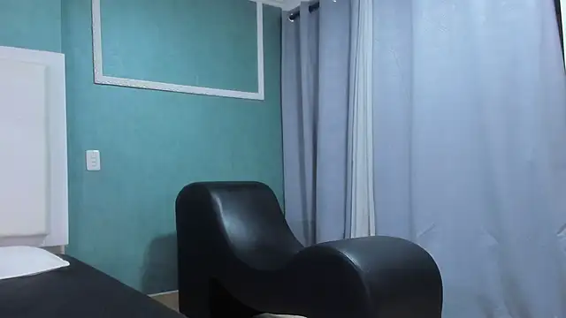 Онлайн чат XXX victoria_cutee