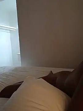 Jasmine_FullsShine élő XXX-chatje