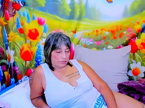 indianroxy élő XXX-chatje