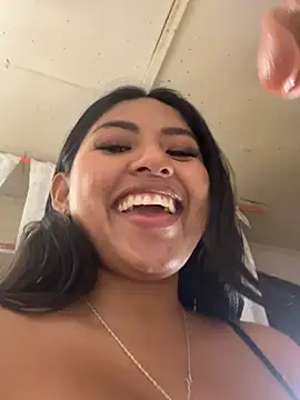 Chat +18 de BrunetteBliss69 ao vivo