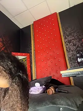 CurlyOopsieXXX Webcamshow