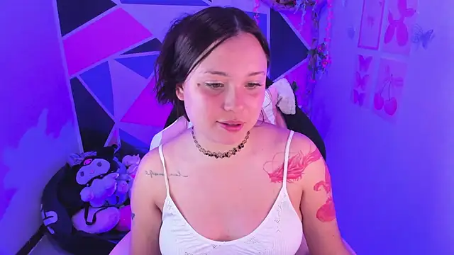 little_emma0's Live XXX Chat