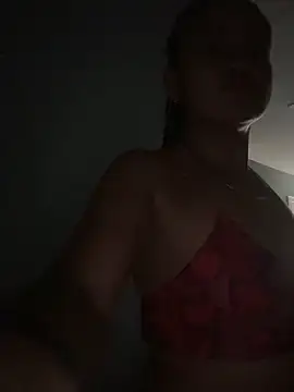 ToXxXiicBarbiie Chat XXX in diretta