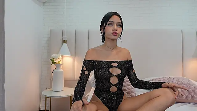 غرفة دردشة nina_gb المباشرة