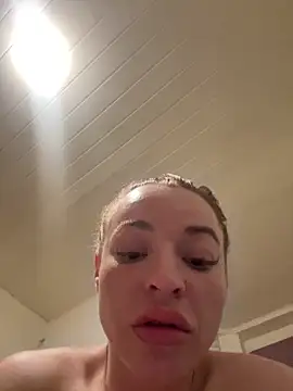Babee001's Webcam Show