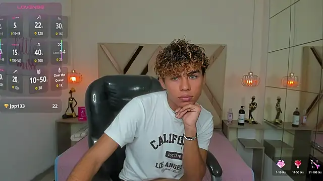 Anyelo_Twink Webcam Show