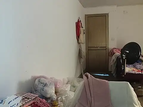 RebelAura Adlı Modelin Canlı XXX Sohbeti