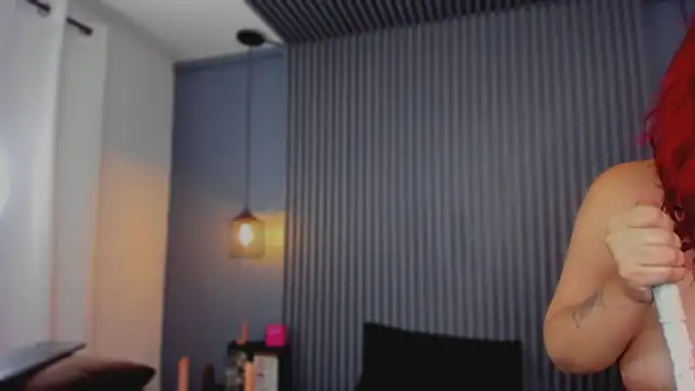 SusanaBell_ Adlı Modelin Canlı XXX Sohbeti