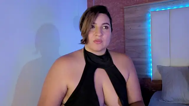 AgnesIvanova 现场XXX聊天