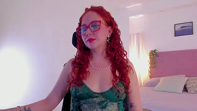 MistressErza Live XXX-chat