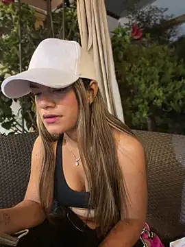 Chat +18 de AngelPinkk_ ao vivo