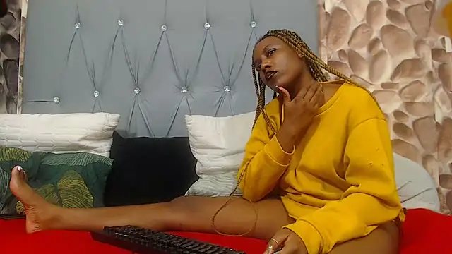 Chat XXX en directo de BeautyInBlackX