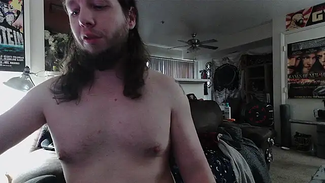 biggerisbetter12's Live XXX Chat