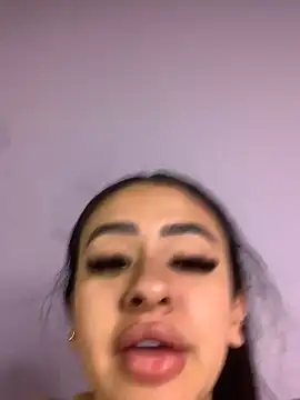 Sweet1_Treat's Webcam Show
