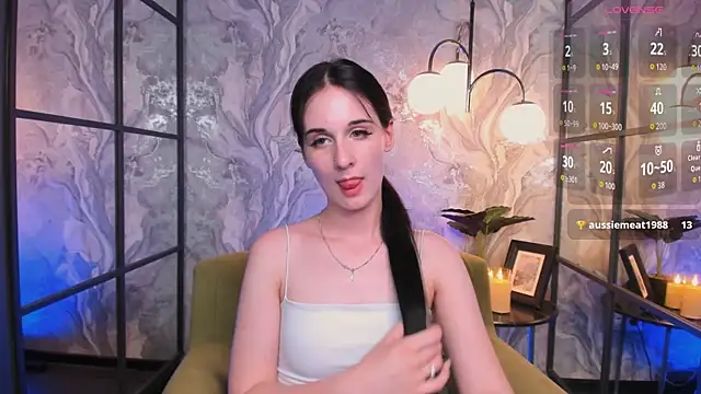 MaeEverly's Live XXX Chat