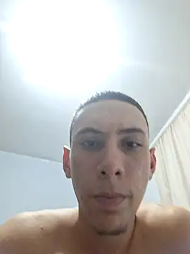 Chat XXX en directo de Jjank131