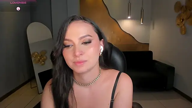 AliceHarper_ Chat XXX live
