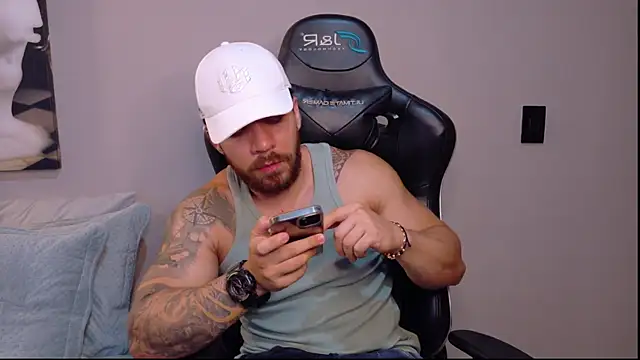 Show modela owen_seth1 na web-kameri