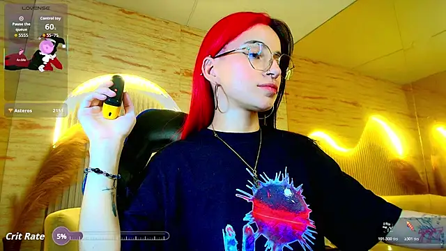 Moon_Red_r élő XXX-chatje