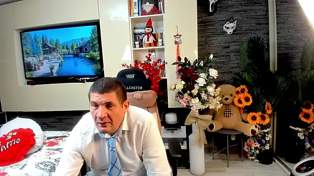 SpartacusDaddy48 élő XXX-chatje