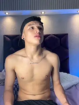 Dominik_Souza's Live XXX Chat