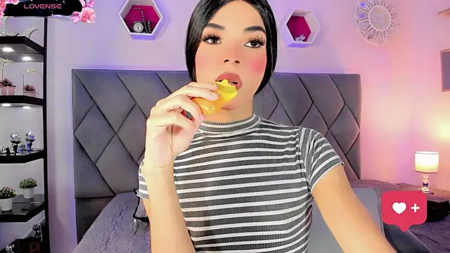 Amira_Ember Chat XXX live