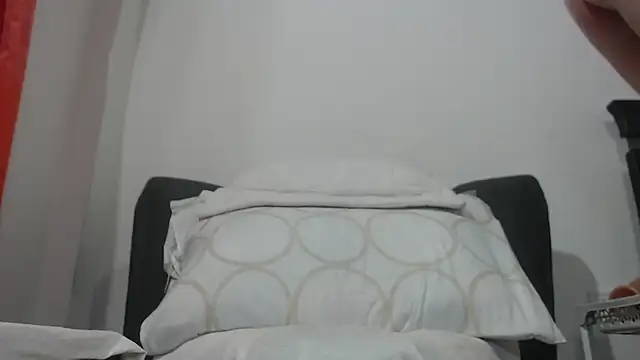 LizzandAlyz 即時 XXX 聊天