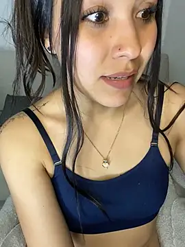 Mayka_sex: απευθείας συνομιλία ΧΧΧ
