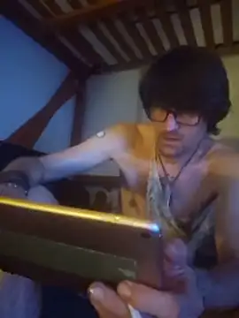 Tantraristo Adlı Modelin Canlı XXX Sohbeti