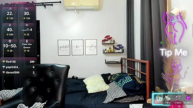 Urqueen_Angel69 在線直播表演