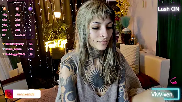 VivVixen's Live XXX Chat