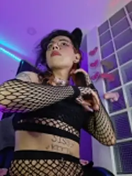 Sweet-SharoKitty's Webcam Show