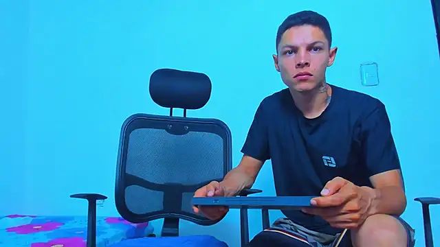 Živý XXX chat Thomas-Wil