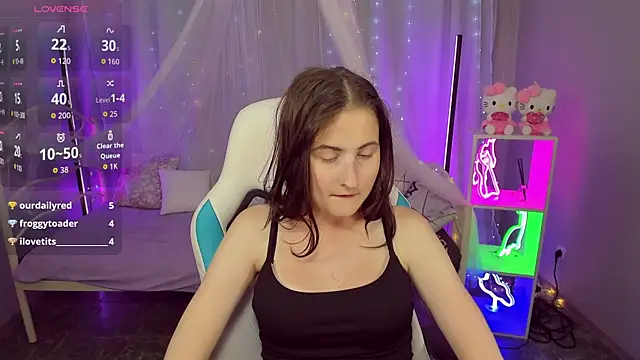 KiraDuvall Chat XXX in diretta