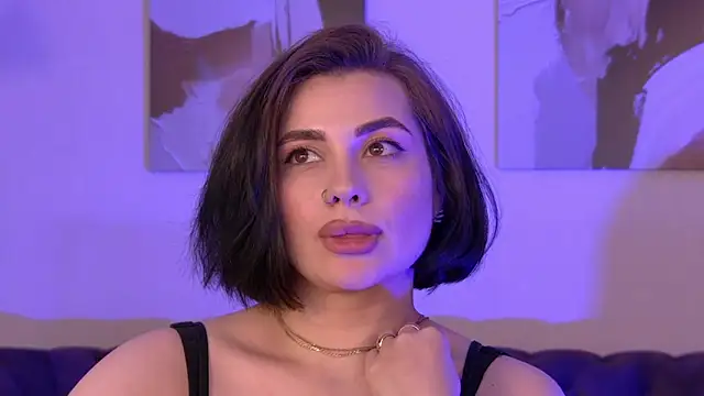 AdrianaToressn Live XXX chat