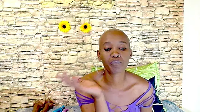 Chat XXX en directo de EbonyOlive69