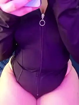 Miaa_flame Chat XXX live